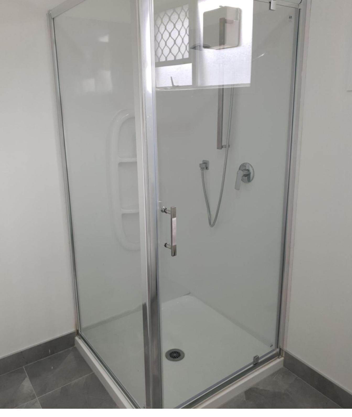 C1 Save Money Budget Affordable Cabin With Comfort! - Cabin1 オークランド エクステリア 写真